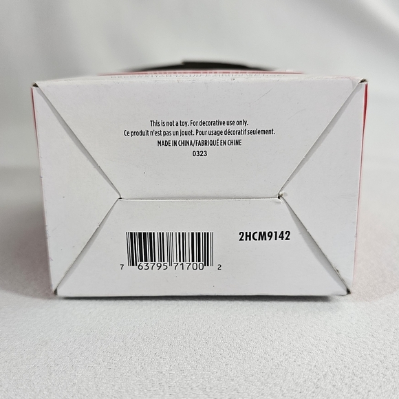 Hallmark ELF Retro Video Cassette Case Christmas Ornament - Picture 9 of 12